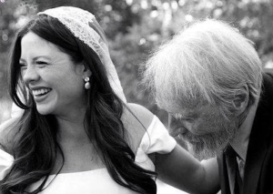 clint-eastwood’s-pregnant-daughter-marries-at-charming-ranch-wedding-with-dad-in-attendance:-‘unreal’-photos
